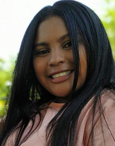 25 Year Old Barranquilla, Colombia Woman